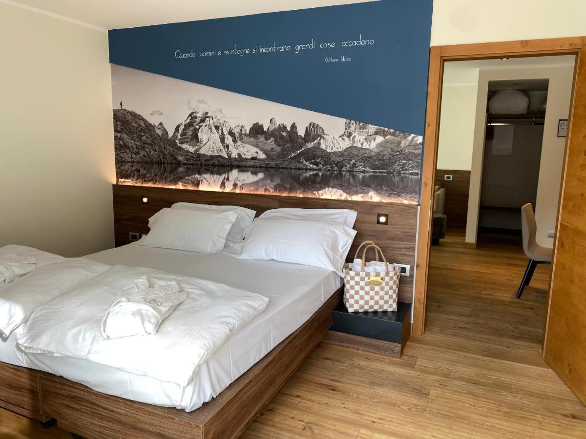 Dolomeet Boutique Hotel Pinzolo Exteriör bild