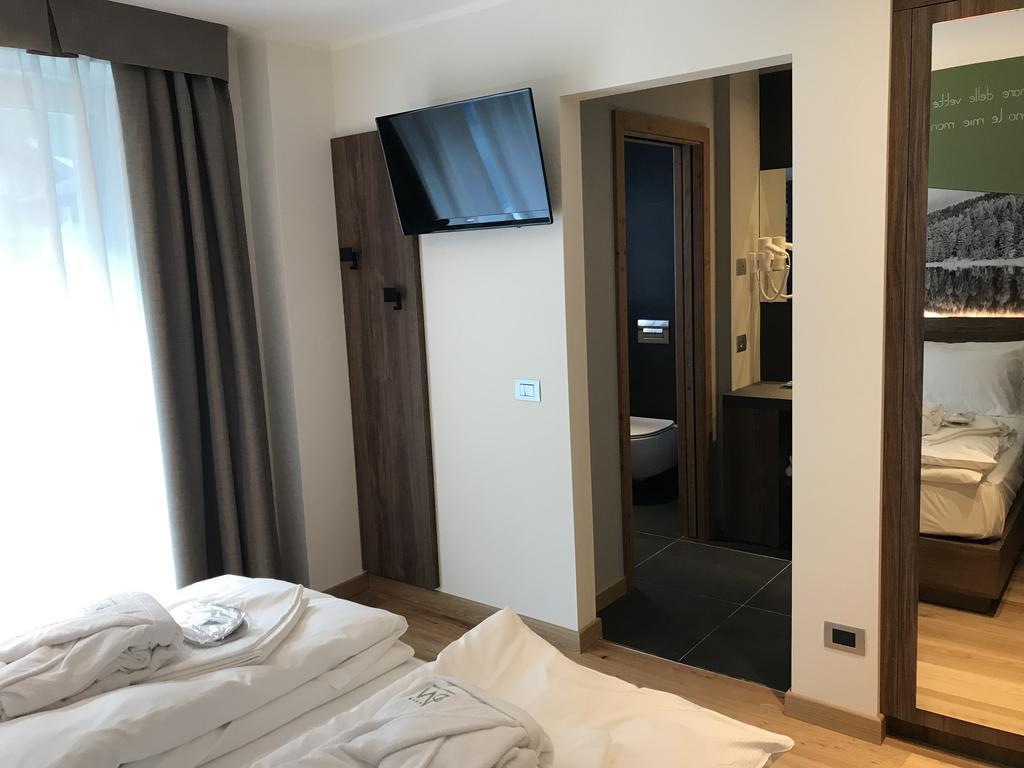 Dolomeet Boutique Hotel Pinzolo Exteriör bild